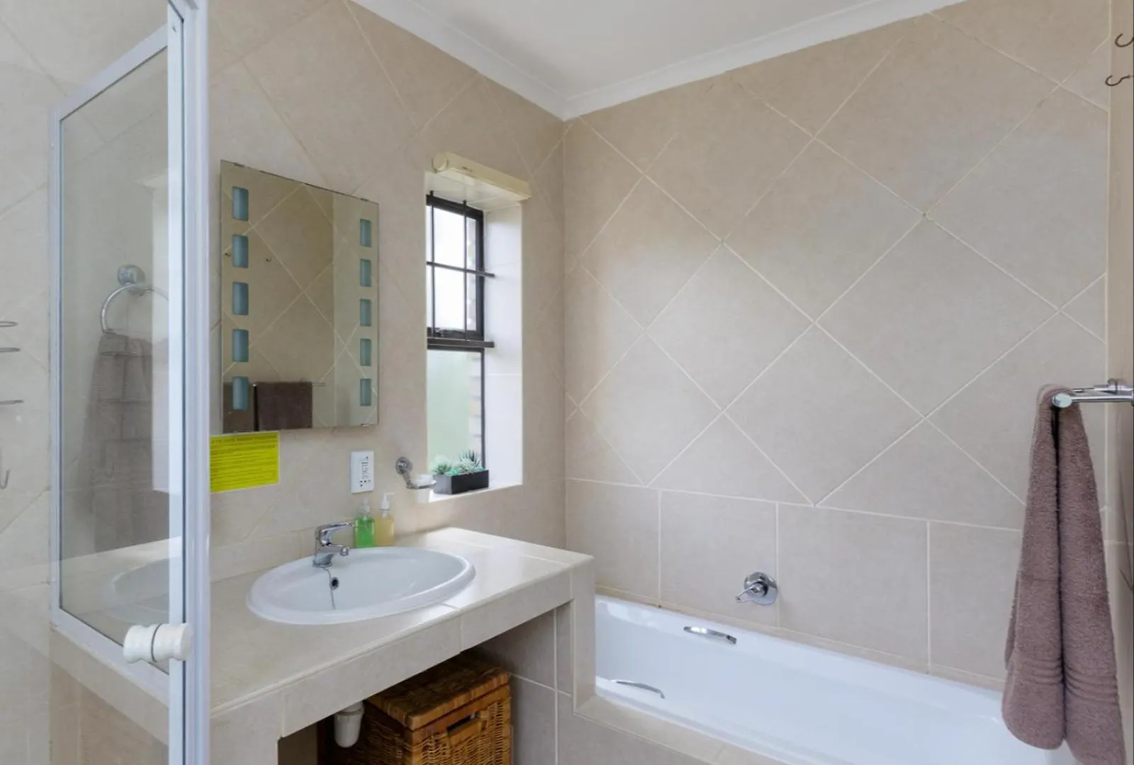 Ascot Gardens Self Catering Hotel Cape Town 3*,
