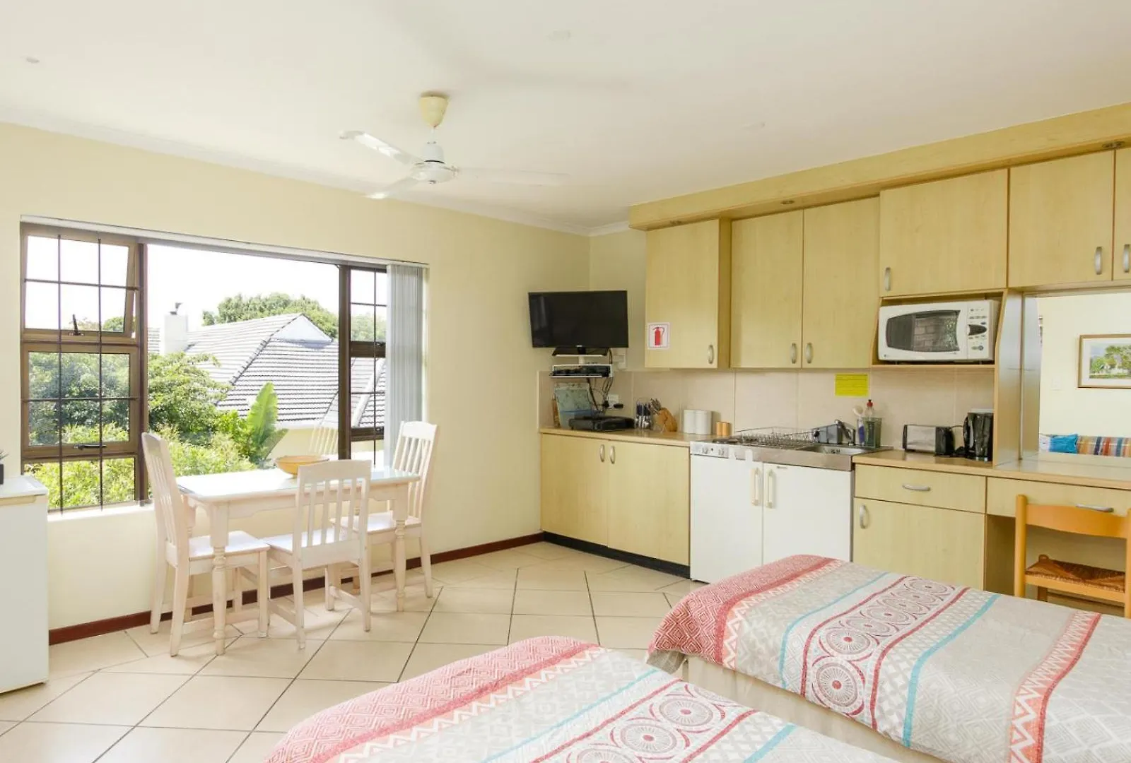 Guest house Ascot Gardens Self Catering Hotel Cape Town