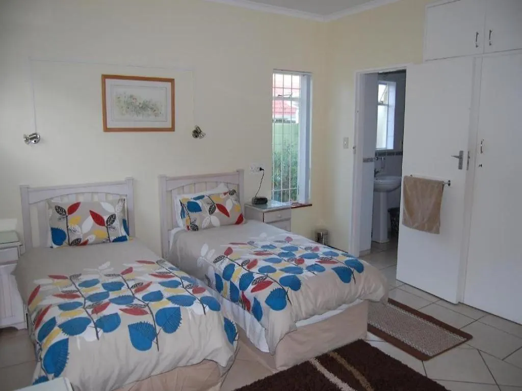 Pensión Hotel Ascot Gardens Self Catering Ciudad del Cabo